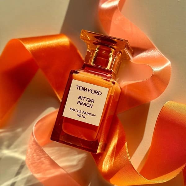 عطر تام فورد بیتر پیچ (لوزی) — تصویر ۳