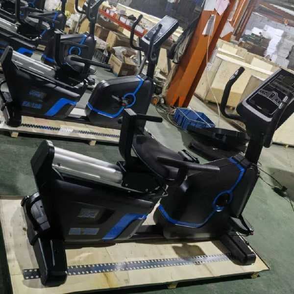 دوچرخه ثابت مبله باشگاهی فورد فیتنس مدل Ford FA108 — تصویر ۴