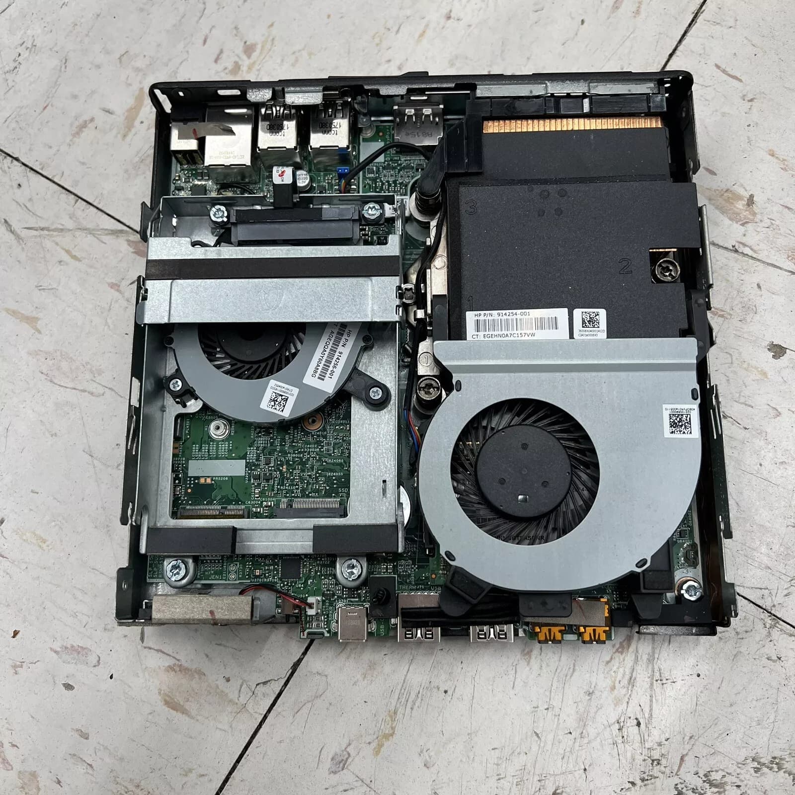 تین کلاینت کیس استوک اچ پی HP 800/600 G3 Tiny پردازنده i5 نسل 7 — تصویر ۱۲