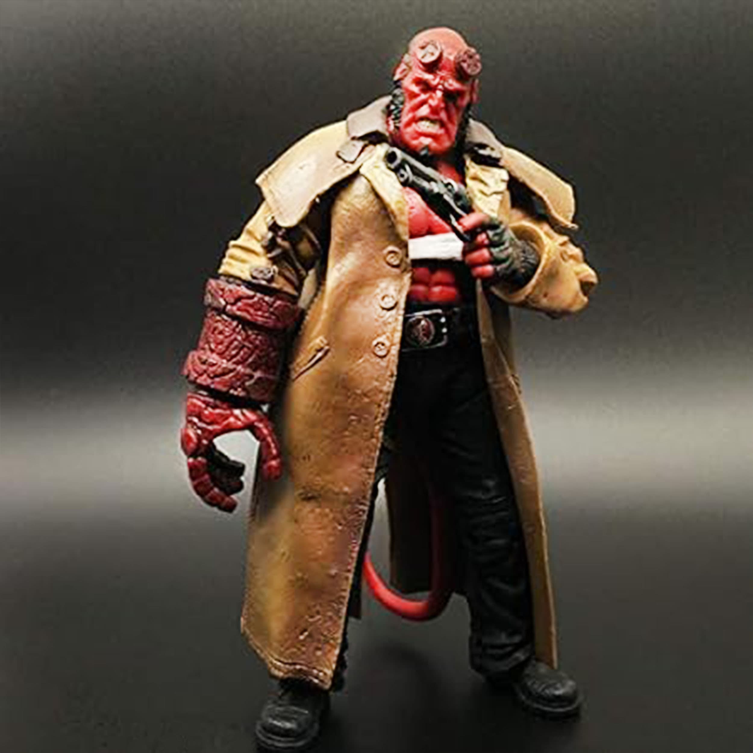 اکشن فیگور مدل پسر جهنمی Hellboy — تصویر ۶