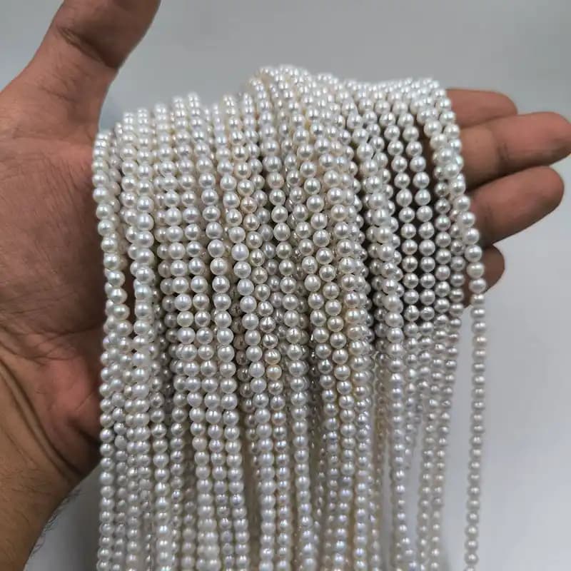 ریسه مروارید پرورشی سایز 4 میلیمتر کد 1882 — تصویر ۳