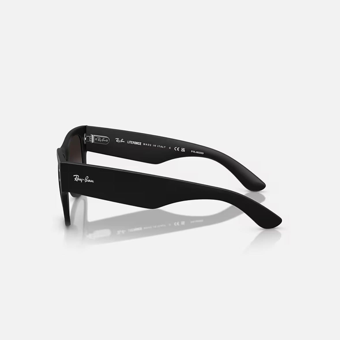 عینک آفتابی ریبن مدل RB 4840-S | طراحی زاویه‌دار با استایل نمادین — تصویر ۳