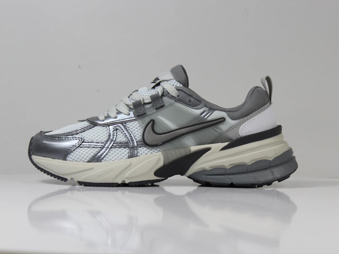 کتونی مردانه نایک v2k nike | v2k — تصویر ۵