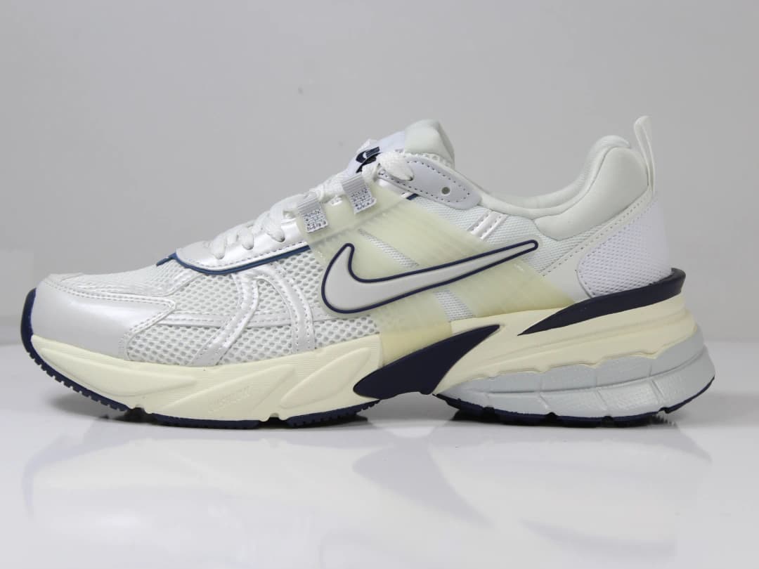کتونی مردانه نایک v2k nike | v2k — تصویر ۸