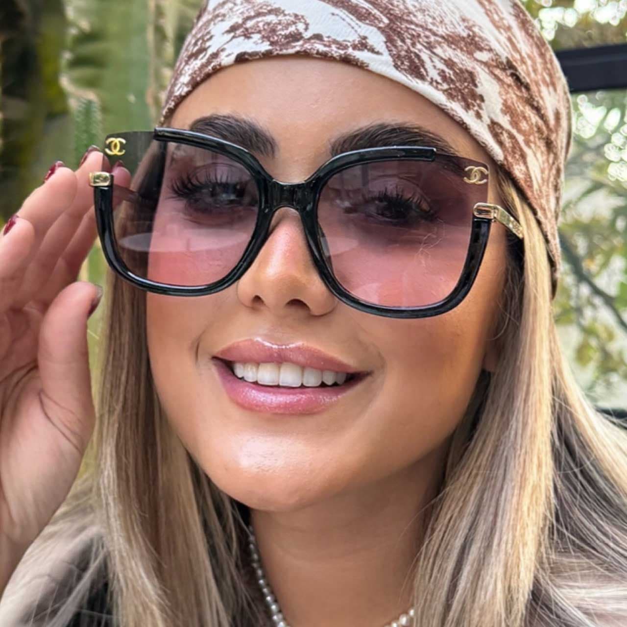 عینک آفتابی زنانه چنل کد Chanel 3217 — تصویر ۴