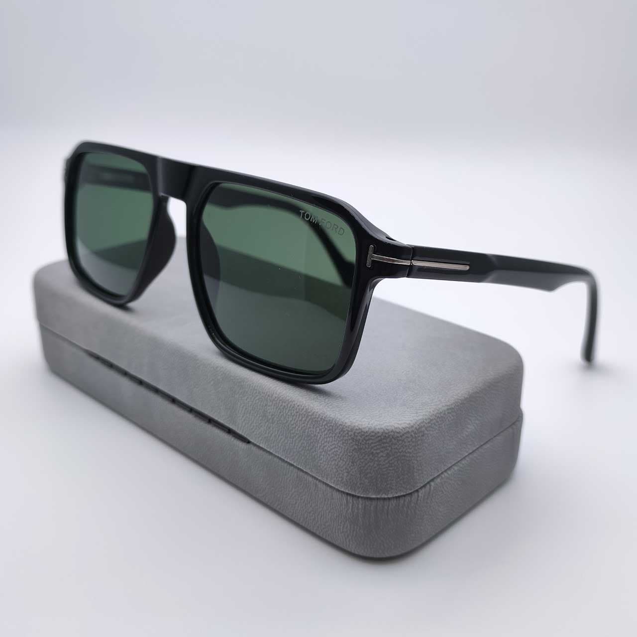 عینک آفتابی تام فورد کد Tom Ford 12021 — تصویر ۴