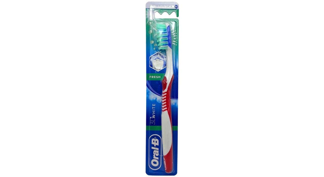 مسواک اورال-بی مدل ۳D WHITE fresh با برس نرم — تصویر ۲