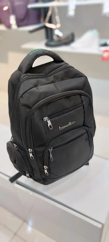 کوله پشتی benetton مدل 623 — تصویر ۲