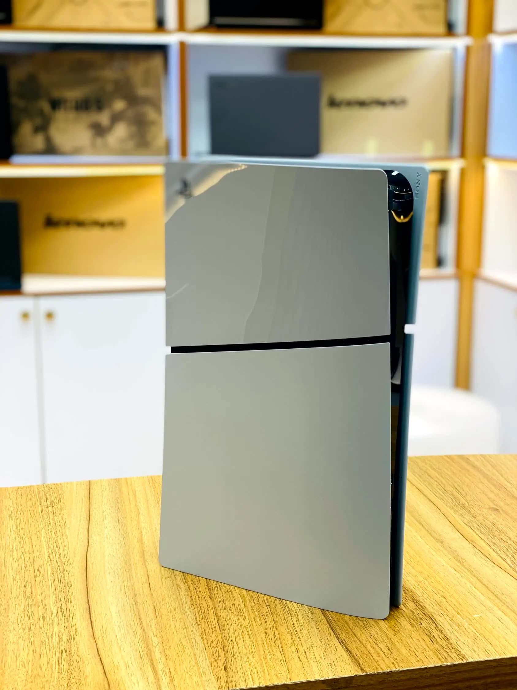 کنسول بازی Ps5 Slim دیسک خور 1ترابایت تک دسته اورجینال — تصویر ۸