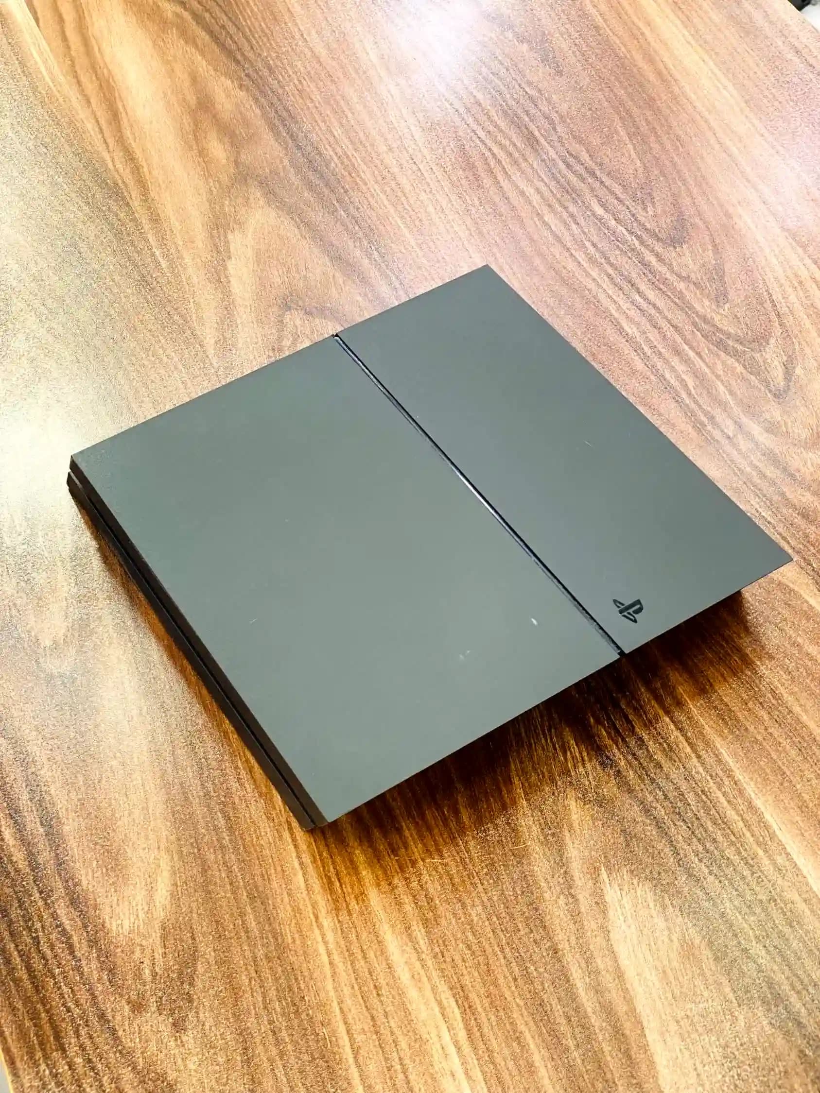 کنسول بازی Ps4 Fat اکانتی | حافظه 500 گیگ | همراه یک دسته اورجینال — تصویر ۲