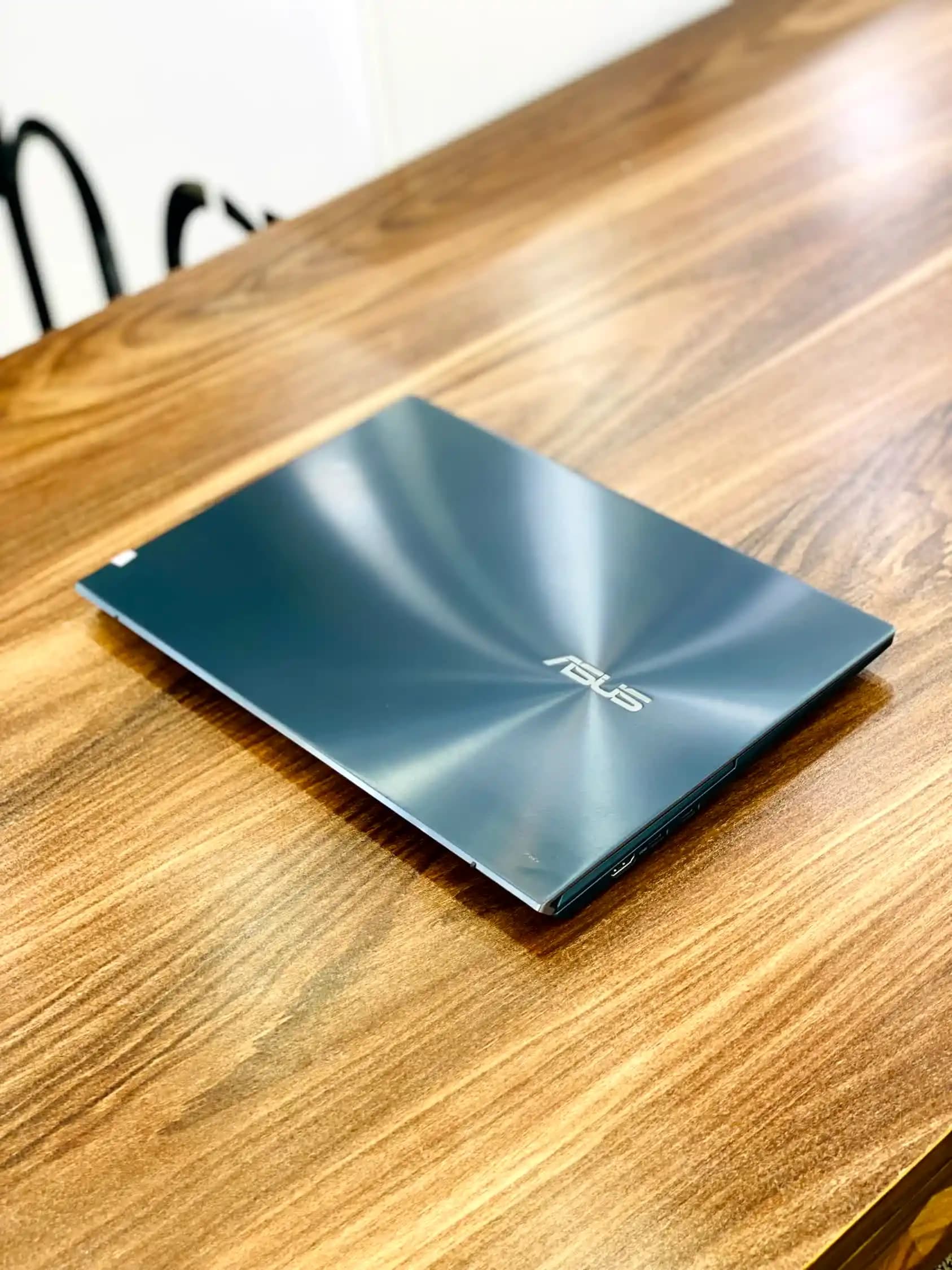 لپ تاپ Asus Zenbook ux482ear سی پی یو i7 دو صفحه نمایش لمسی — تصویر ۴