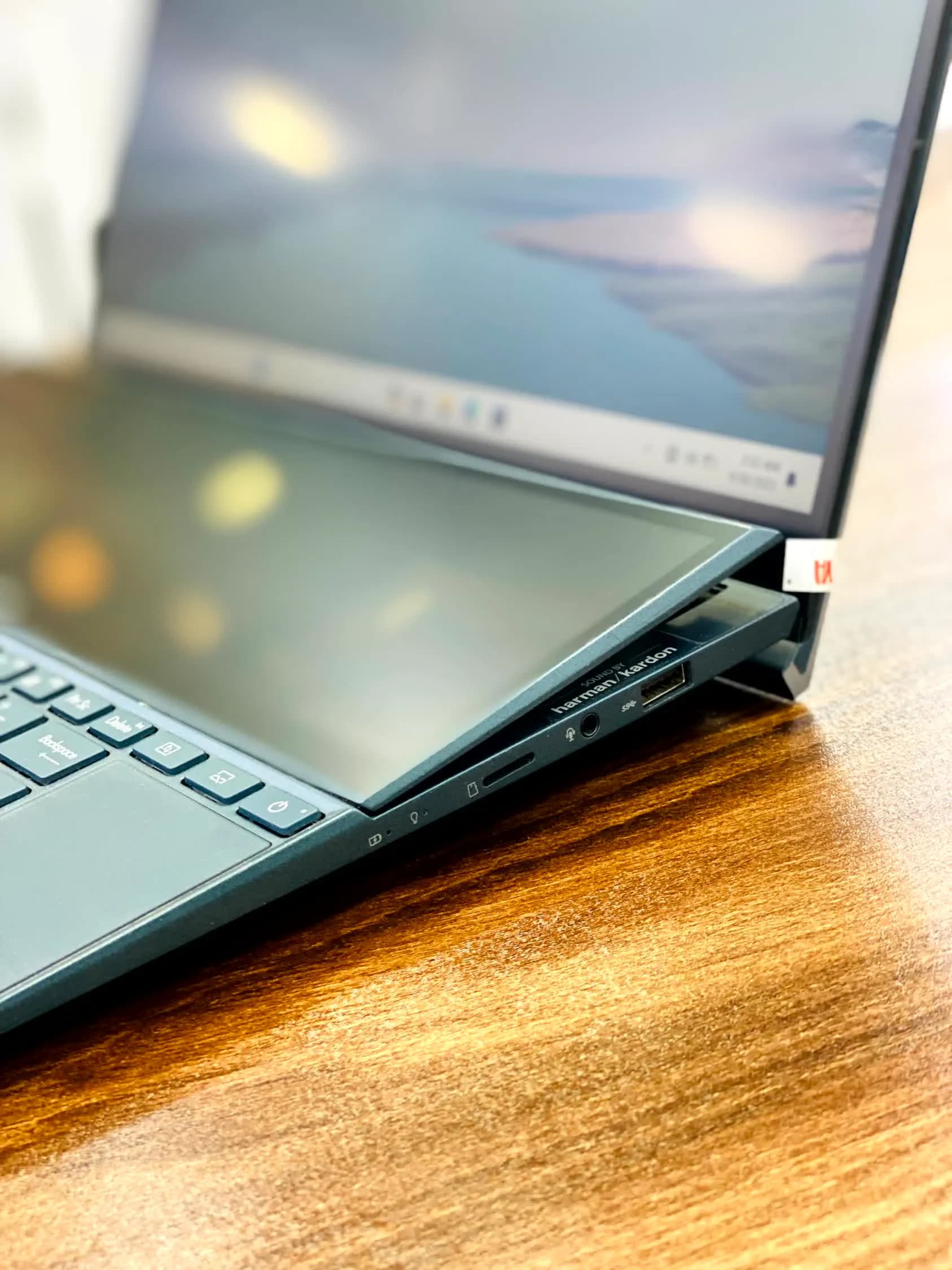 لپ تاپ ایسوس zenbook ux482ear سی پی یو i5 دو صفحه نمایش — تصویر ۶