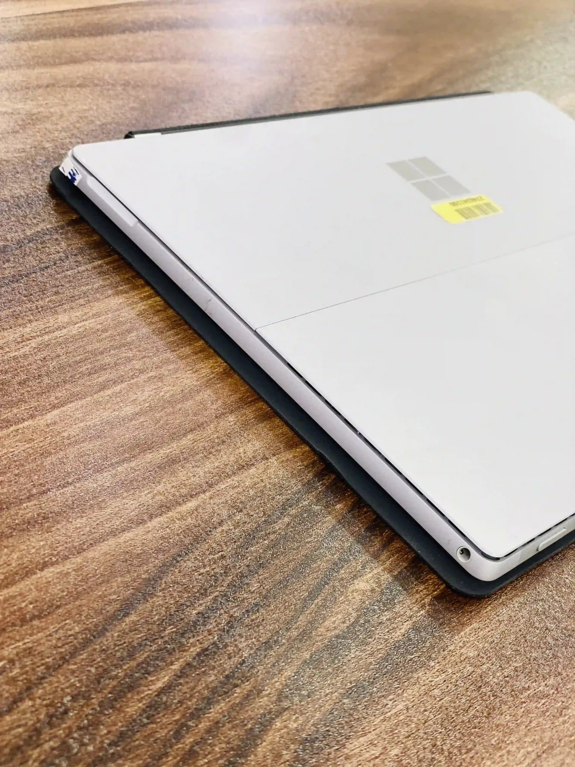 سرفیس Pro 5 مشخصات i5-7200u | 8 256 | — تصویر ۶