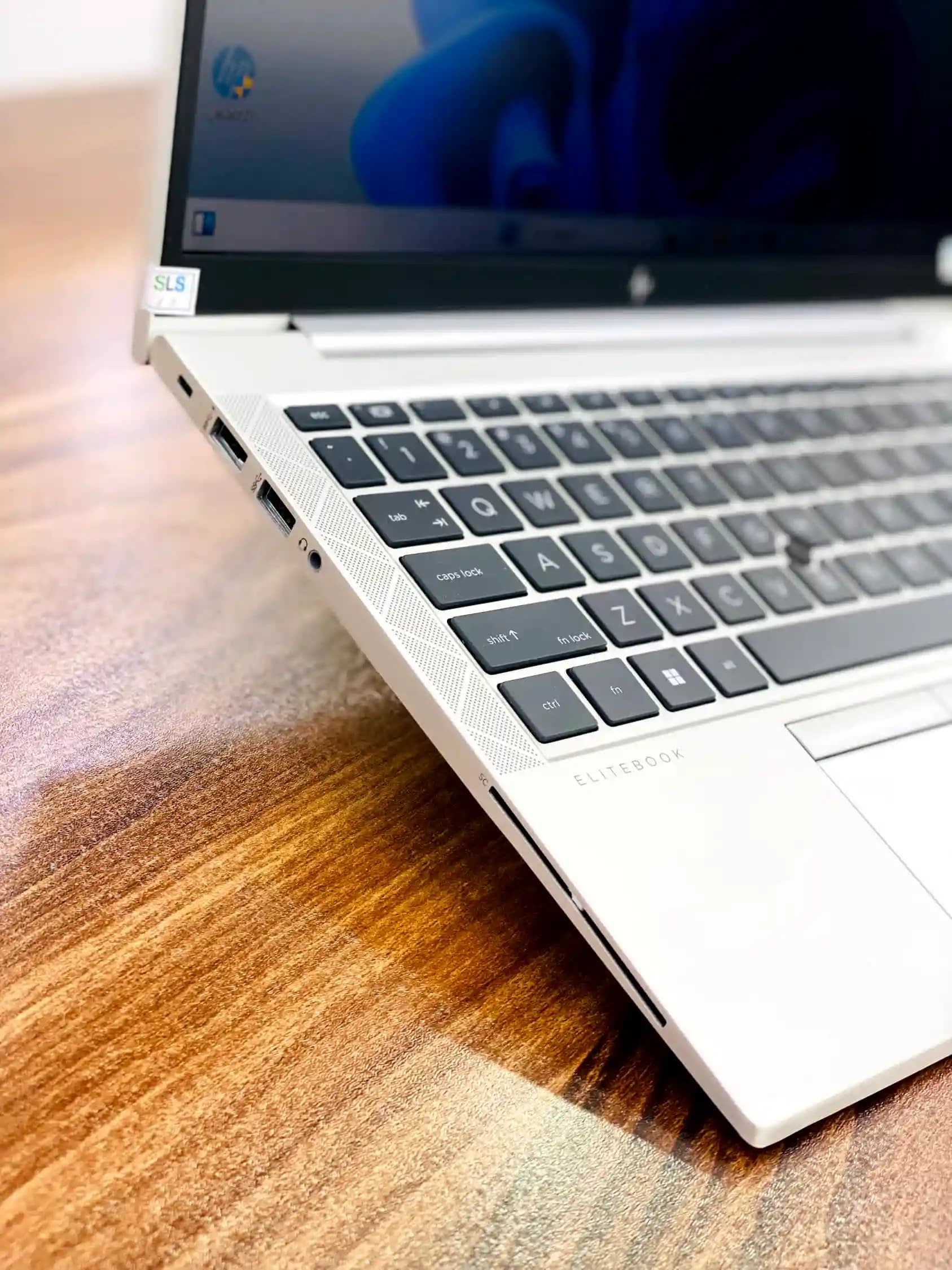 اچپی elitebook 845 g8 مشخصات رایزن 5 | 256ss | 16gb — تصویر ۵