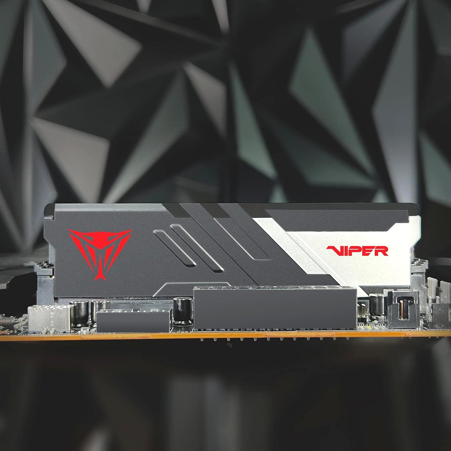 رم پاتریوت VIPER VENOM DDR5 تک کاناله CL36 5200MHz 16GB — تصویر ۳