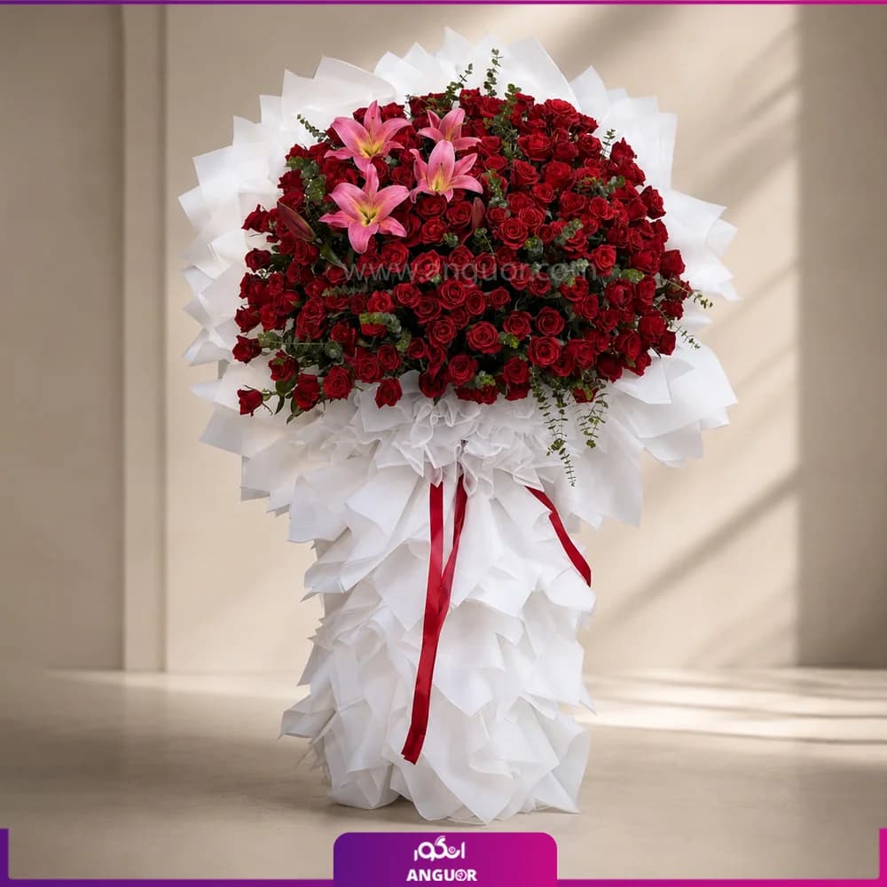 دسته گل قدی رز قرمز؛ شیک و رسمی — تصویر ۳