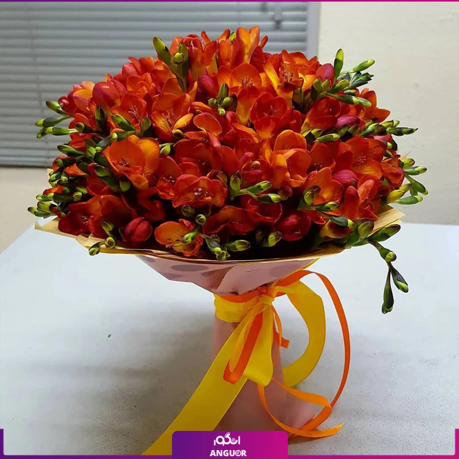 دسته گل فرزیا نارنجی 40 شاخه ای