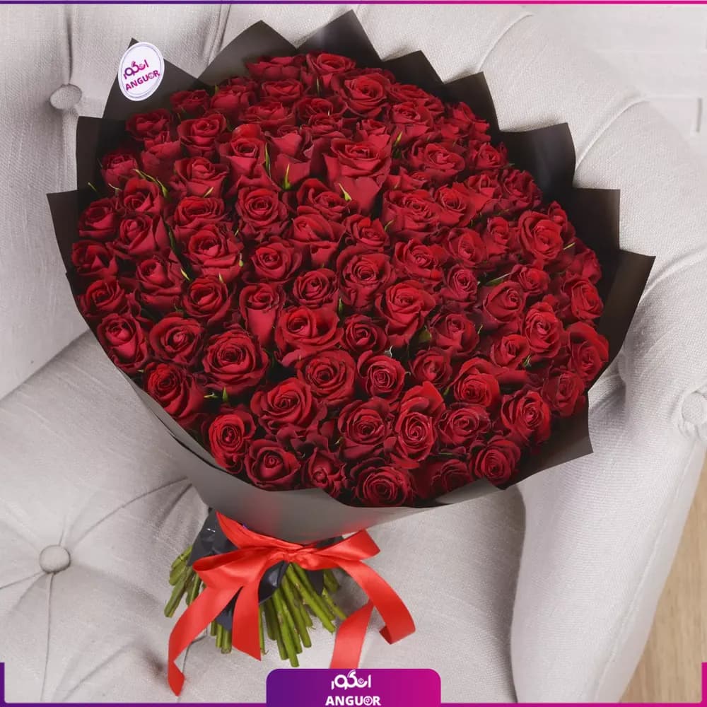 دسته گل رز قرمز 101 شاخه — تصویر ۲