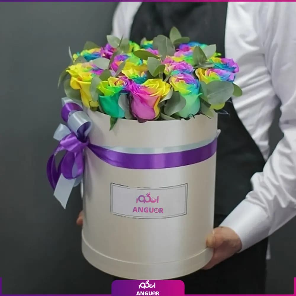 باکس گل رز هفت رنگ 17 شاخه