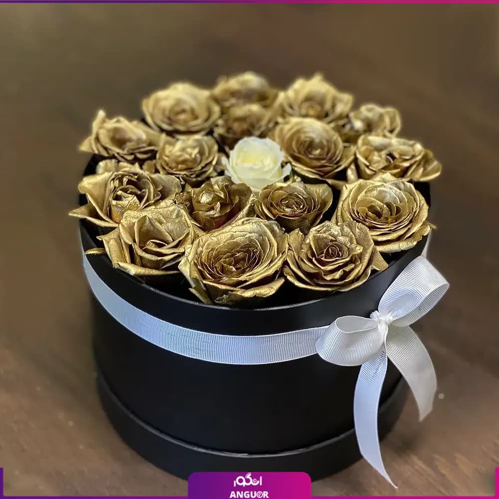 باکس گل رز طلایی 17 شاخه