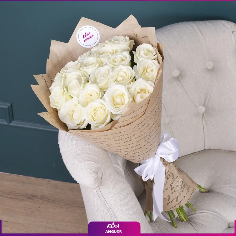 دسته گل رز سفید 21 شاخه 50 سانتی
