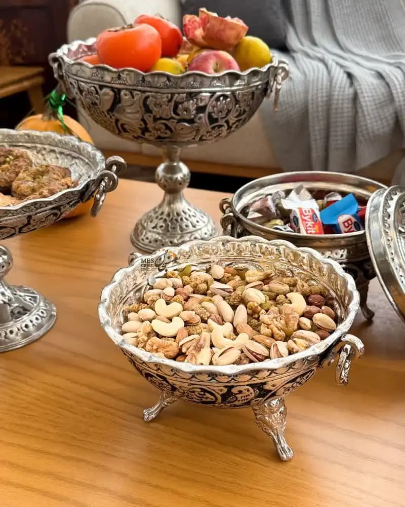 سرویس پذیرایی سفید قلم؛ ترکیبی از زیبایی، اصالت و کاربرد — تصویر ۴