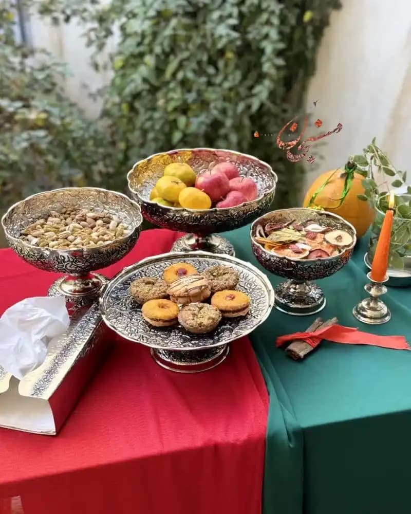 سرویس پذیرایی مهتاب کروم تک پایه