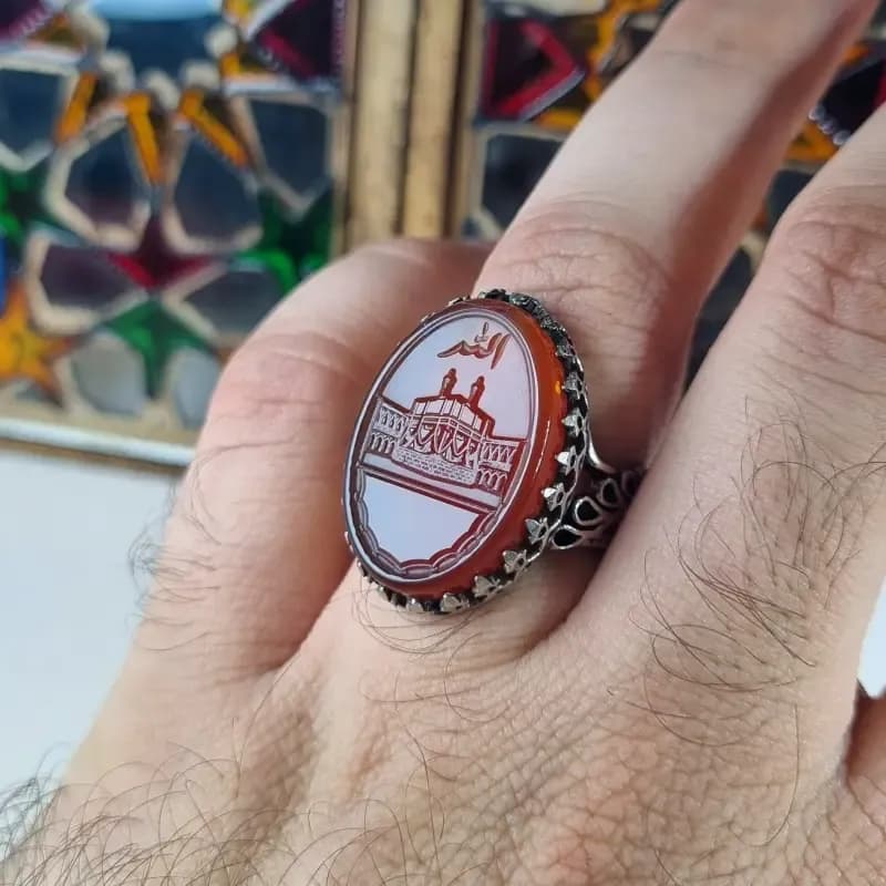 انگشتر نقره روس مردانه با سنگ عقیق سرخ و حکاکی خانه خدا — تصویر ۶