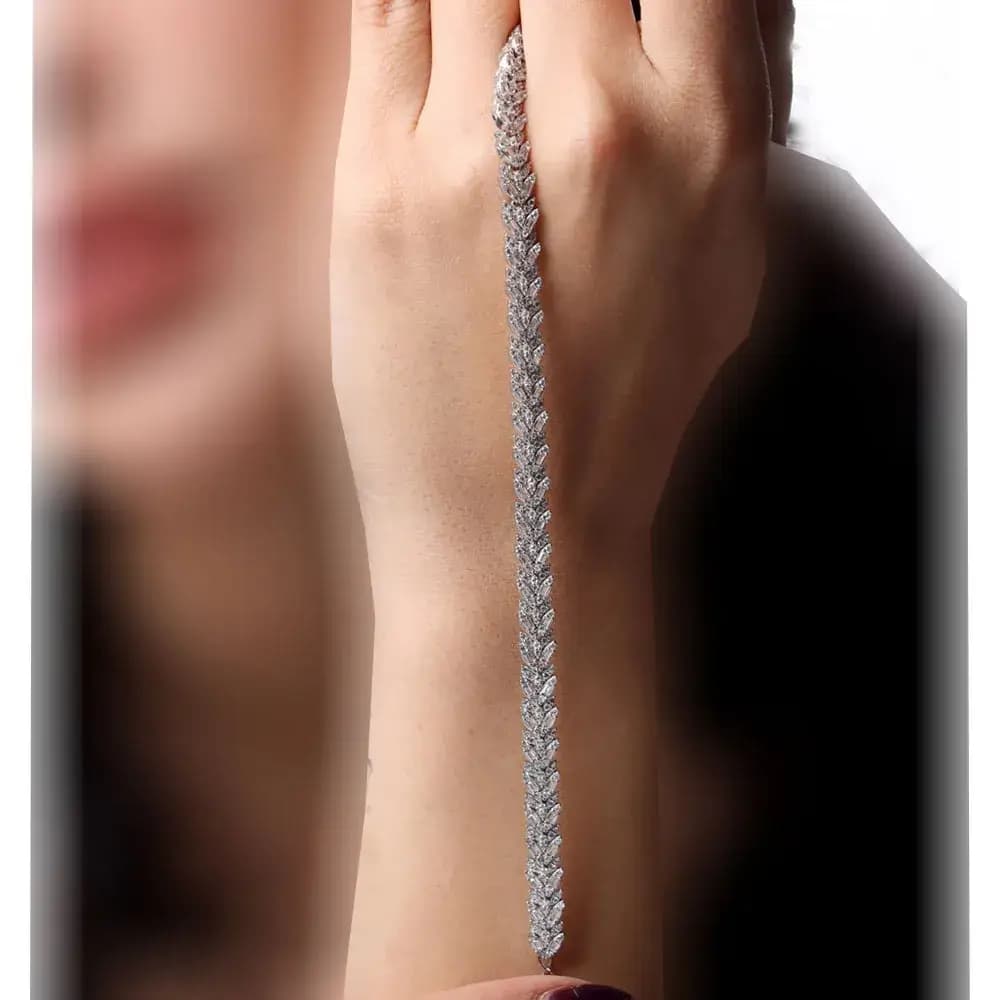 دستبند نقره زنانه جی تی ای طرح جی نایس کد sv-203 — تصویر ۴