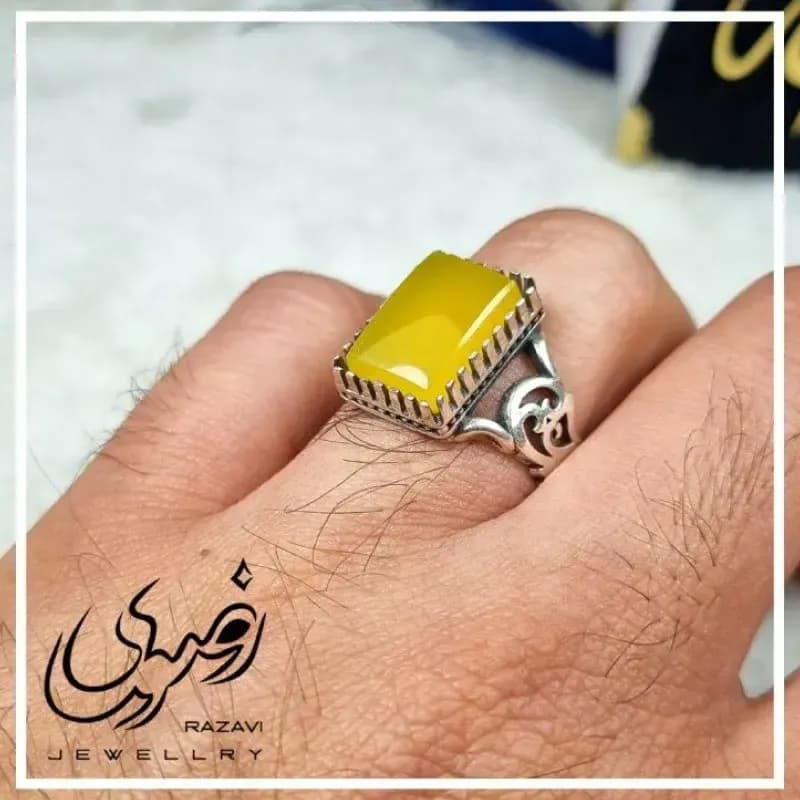 انگشتر نقره مردانه طرح رهبری مشبک با نگین شرف الشمس — تصویر ۲