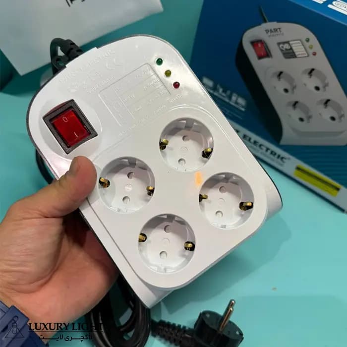 محافظ ولتاژ 4 خانه ارت دار کابل 3 متری پارت الکتریک مدل پارت 8792 — تصویر ۲