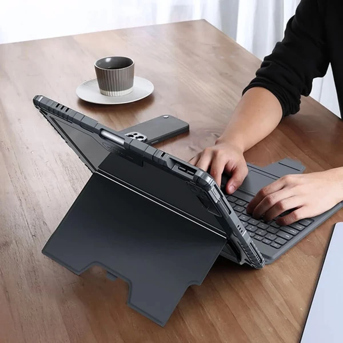 کیف کلاسوری Galaxy Tab S9 Plus با صفحه کلید بلوتوثی برند نیلکین مدل Bumper Combo — تصویر ۶