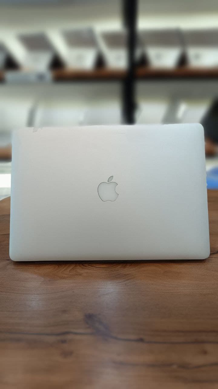 مک بوک پرو 2013 core i7 16/512 سایز 15 اینچ — تصویر ۲