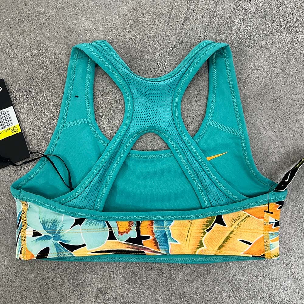 نیم تنه ورزشی اورجینال NIKE سایز S — تصویر ۴