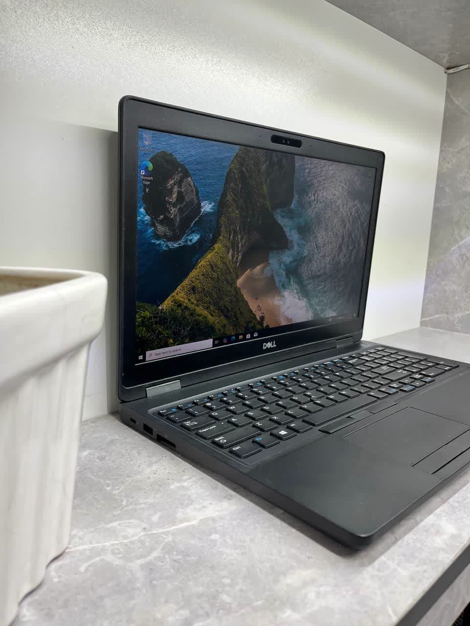 لپ تاپ 15.6 اینچی دل مدل Dell latitude 5570 – Corei5 6200U — تصویر ۸