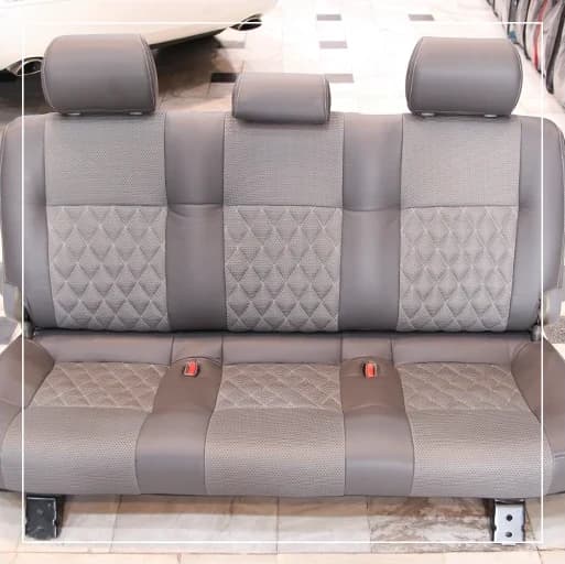 روکش صندلی تویوتا لندکروز Toyota مدل لمسه لوزی برند R-925) ECCCO) — تصویر ۵