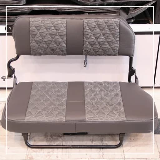 روکش صندلی تویوتا لندکروز Toyota مدل لمسه لوزی برند R-925) ECCCO) — تصویر ۴
