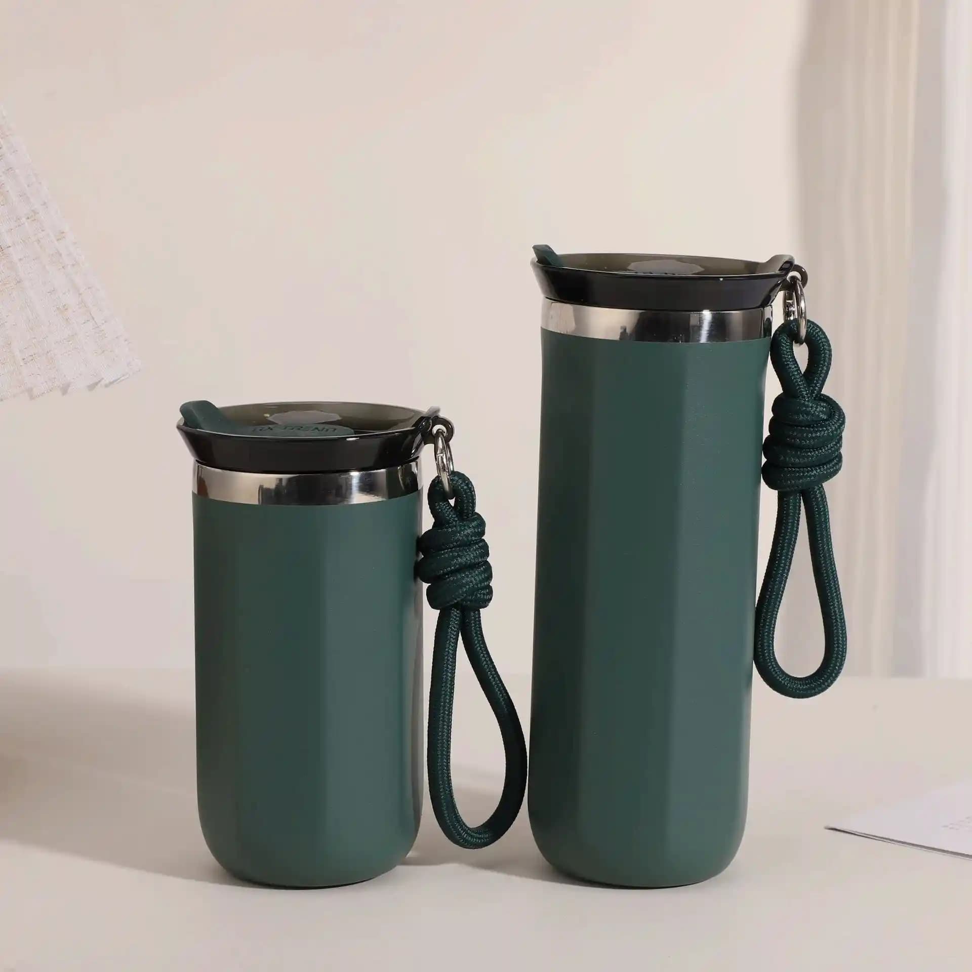 ماگ مسافرتی قهوه با عایق خلاء و بند آویز | کافی (COFFEE) — تصویر ۶