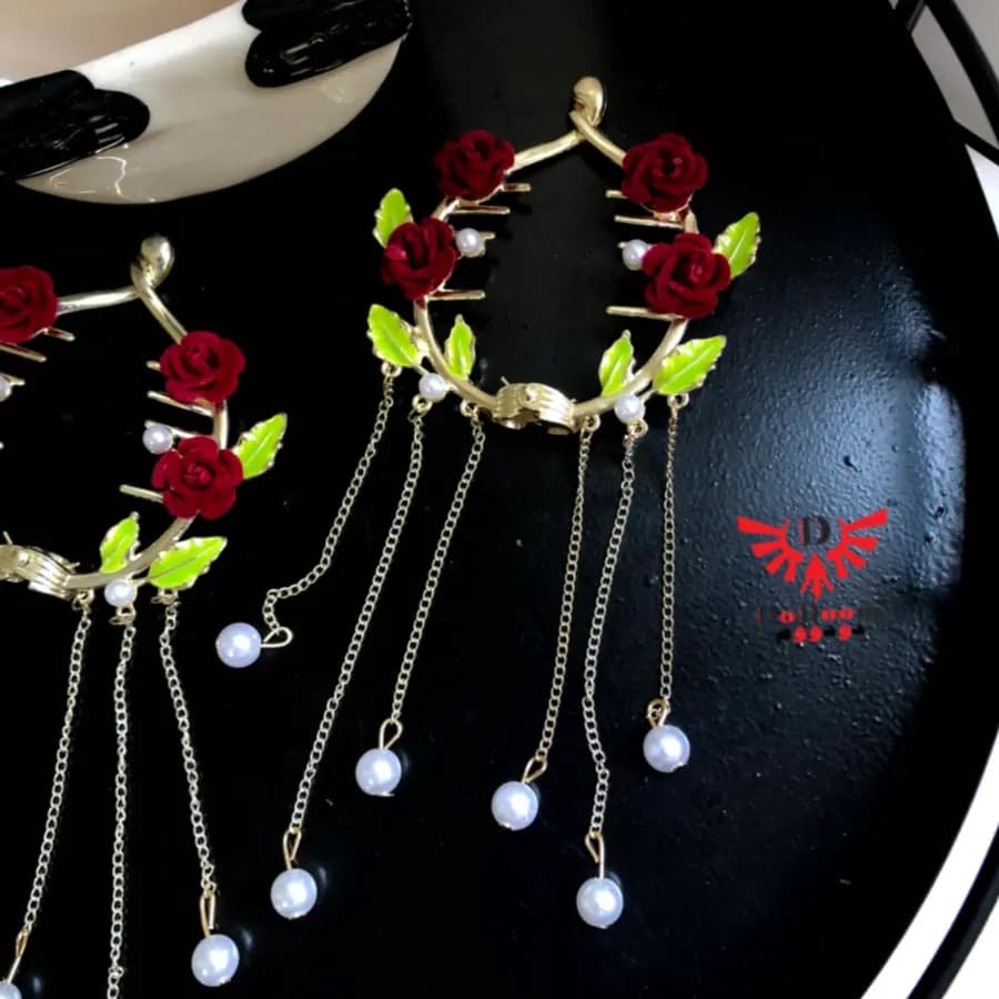گیره گوجی‌ای گل قرمز اویزدار G216 — تصویر ۲