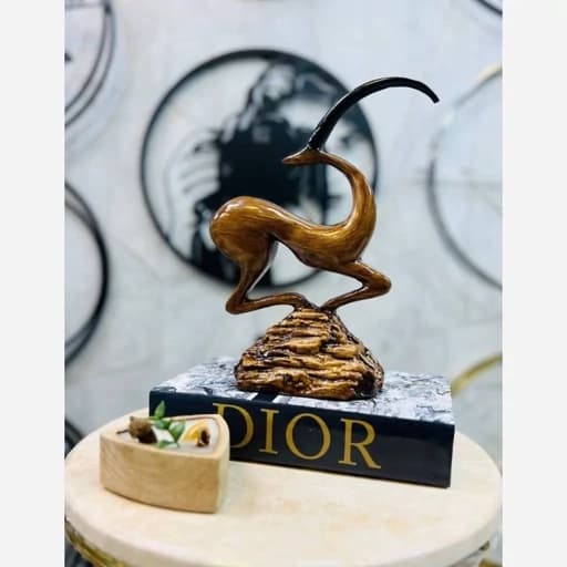 مجسمه بز تک شاخ طرح چوب
