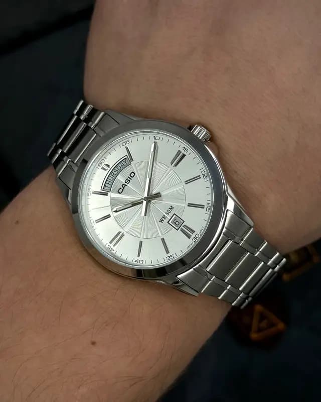 ساعت مچی مردانه کاسیو مدل MTP-1381D-7AV — تصویر ۸