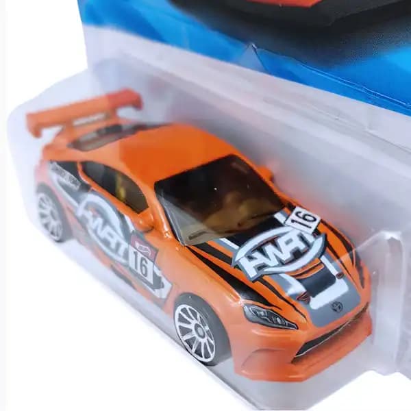 ماشین هات ویلز مدل Toyota GR86 Cup — تصویر ۶