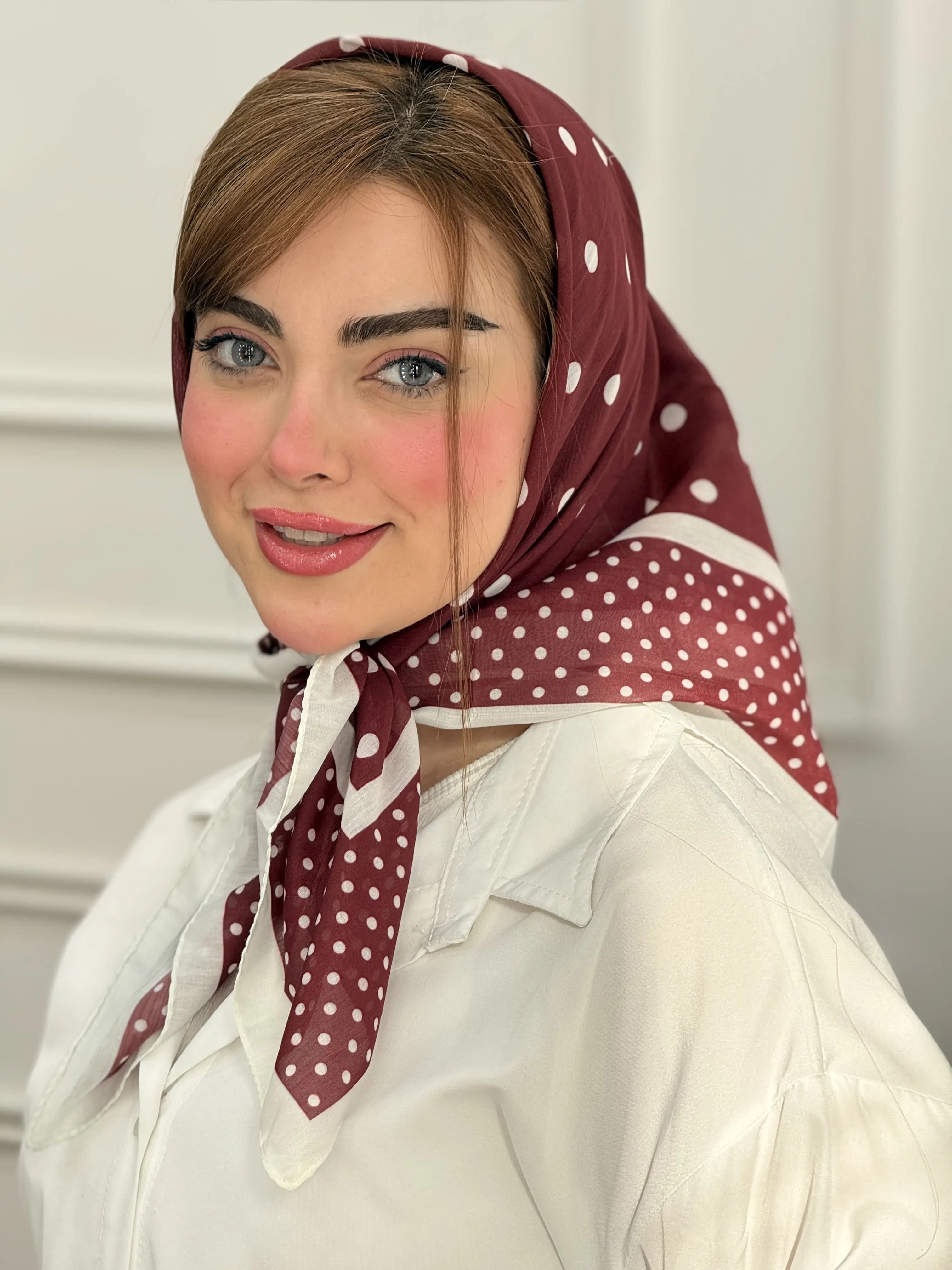 مینی اسکارف نخی خال درشت — تصویر ۸