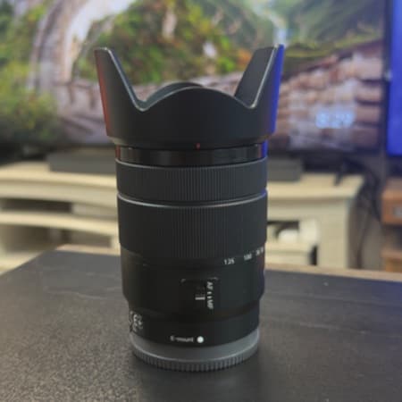 لنز دست دوم سونی Sony E 18-135mm f/3.5-5.6 OSS (جعبه ندارد) — تصویر ۲