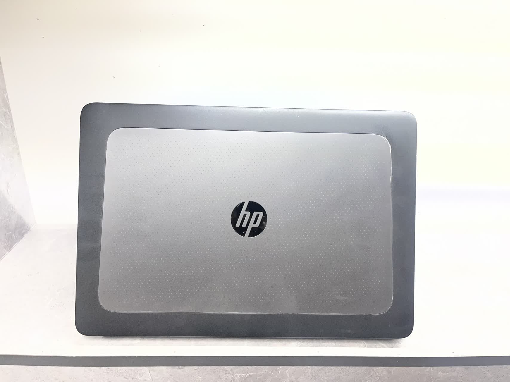 لپ تاپ 15 اینچی اچ پی مدل 2/Zbook 15 G3 – Corei7 6820HQ/16GB/256 — تصویر ۴
