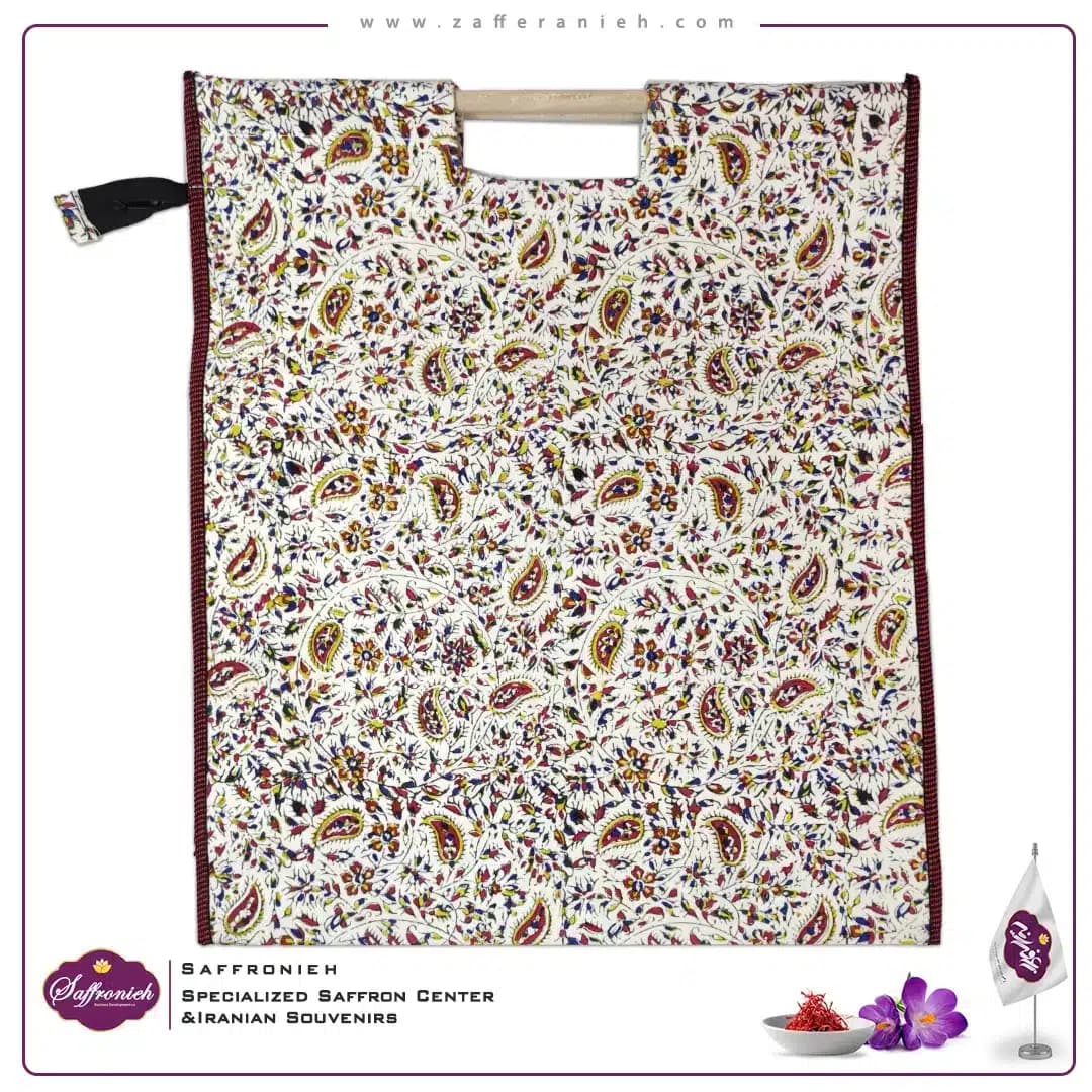 کیف هدیه قلمکار با دسته چوبی سایز 60*50 سانتیمتر — تصویر ۶