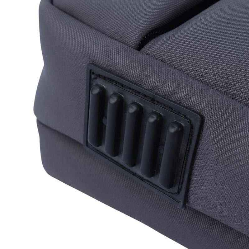 کیف لپ تاپ دوشی Benetton B01161 — تصویر ۴