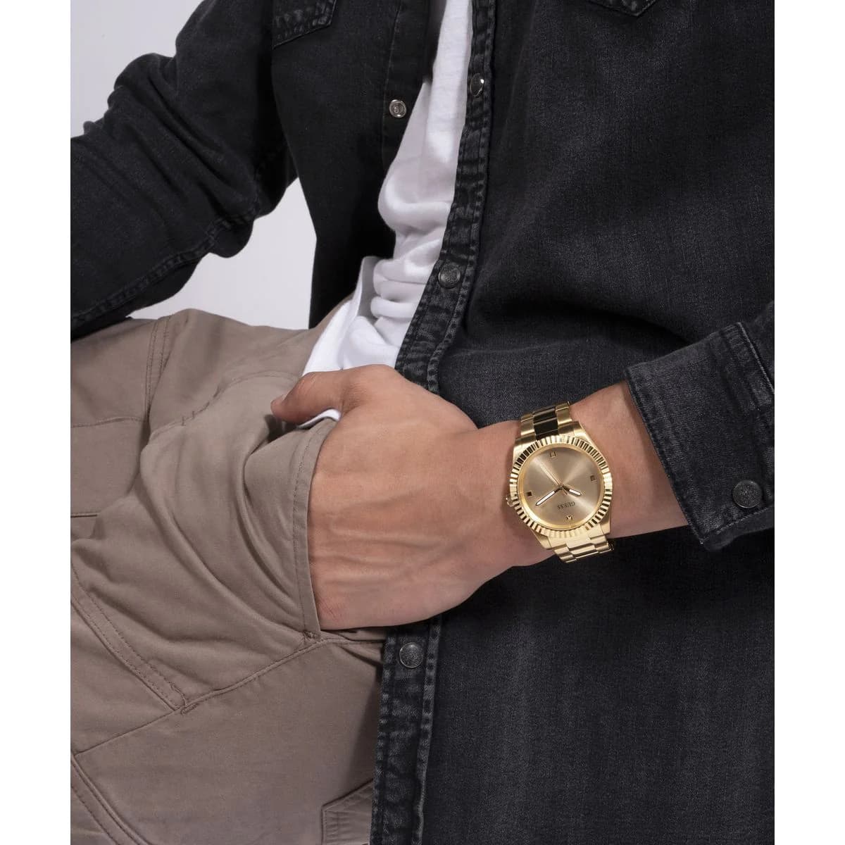 ساعت مچی گس مردانه مدل GUESS GW0542G2 — تصویر ۴