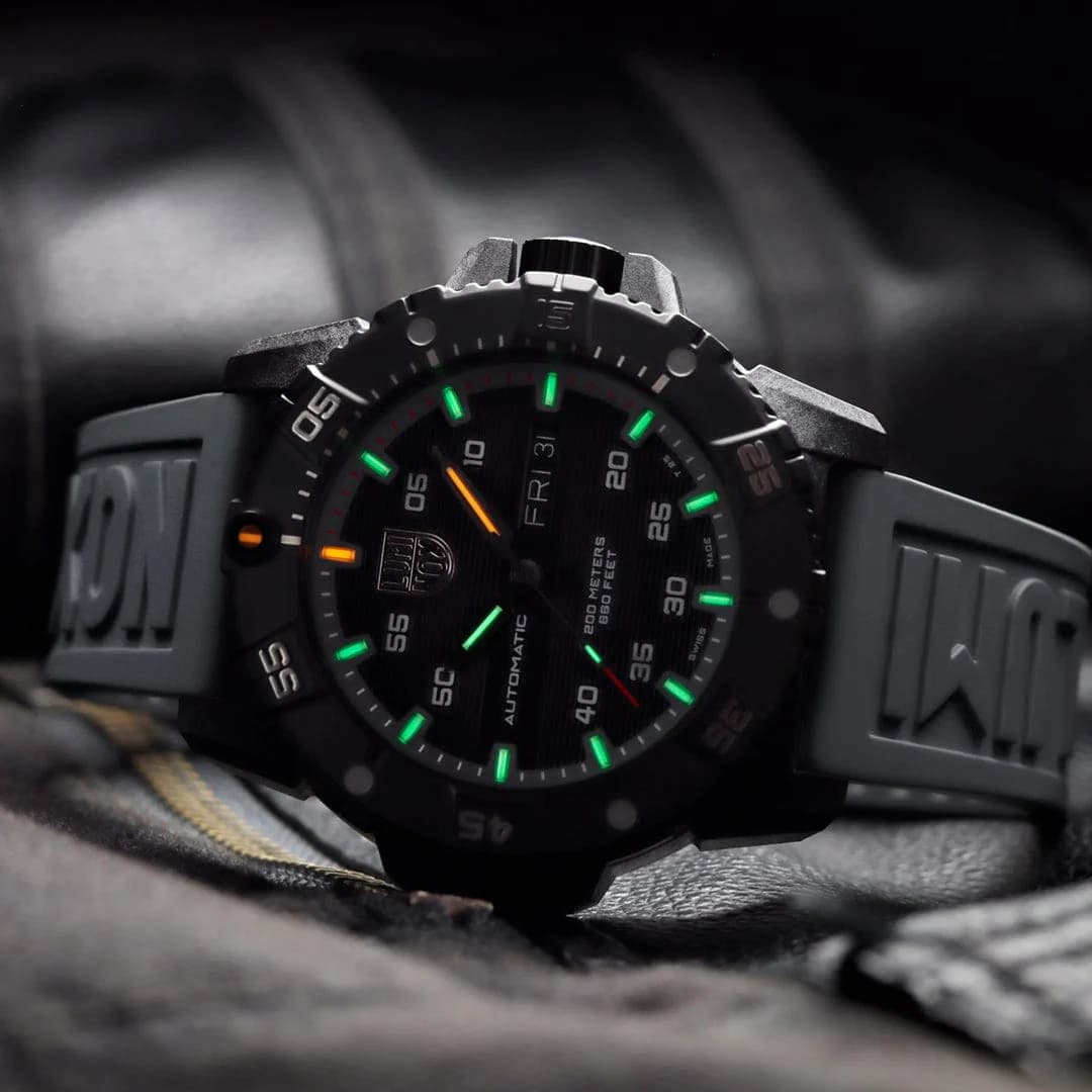 ساعت مچی لومینوکس مردانه مدل LUMINOX XS.3862 — تصویر ۸