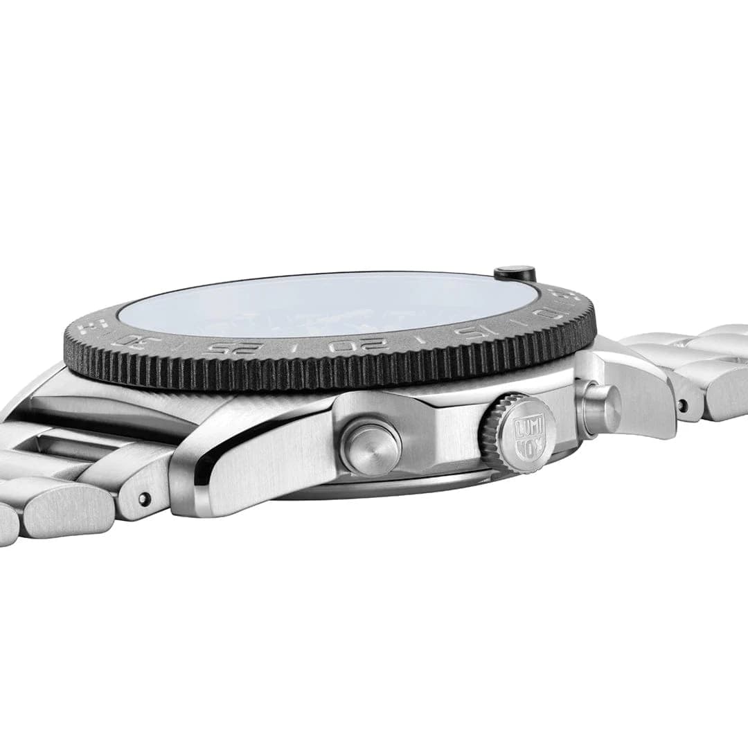ساعت مچی لومینوکس مردانه مدل LUMINOX XS.3144 — تصویر ۶